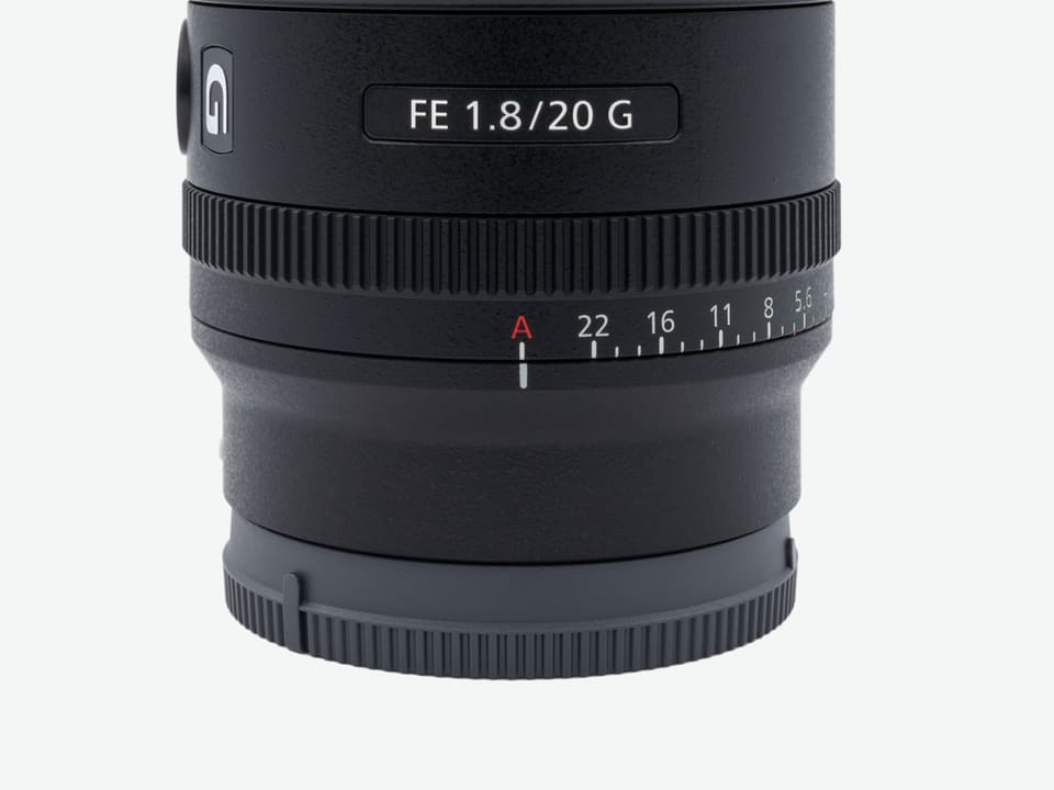 Lensa Sony FE 20mm F1.8 G